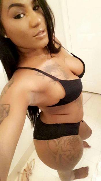 , 24  female escort, Orlando
