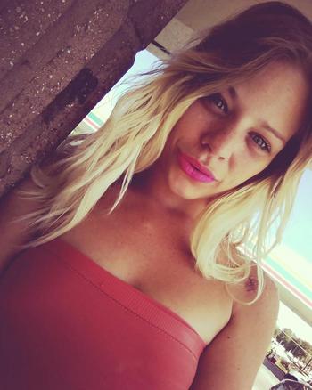, 22  female escort, Orlando