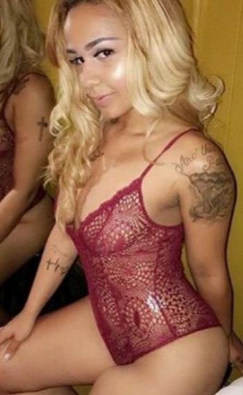 , 22 Latino/Hispanic female escort, Orlando