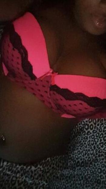 , 22 African American female escort, Orlando