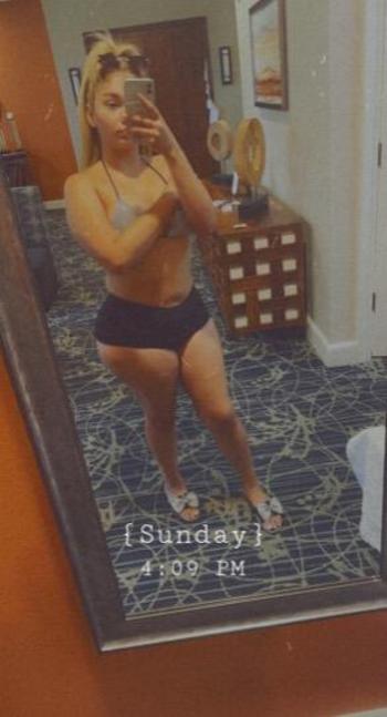  407-243-4926, 23  female escort, Orlando