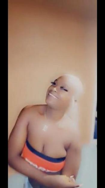 Milk, 23  female escort, Orlando
