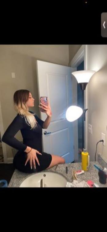 Aziza, 21  female escort, Orlando