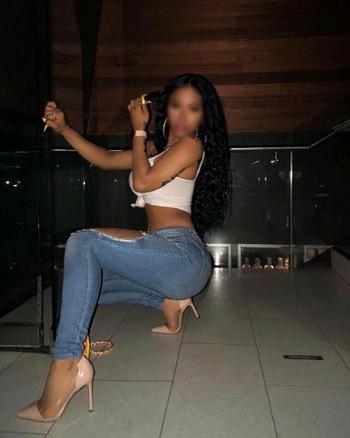  813-278-1725, 29  female escort, Orlando