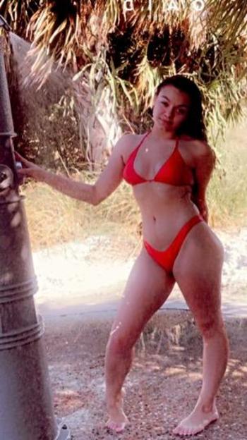 Elena, 21  female escort, Orlando