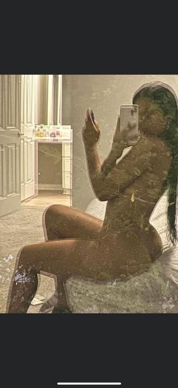 Katty, 22  female escort, Orlando