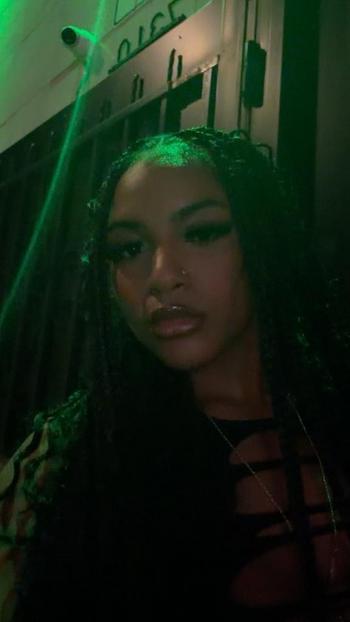 Milan, 24  female escort, Orlando