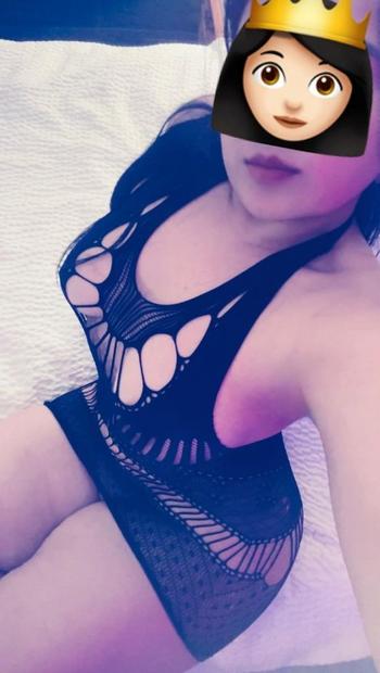 Pamela, 25  female escort, Orlando
