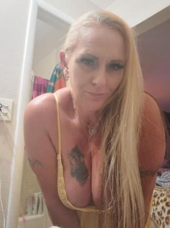 Jazmin &amp; Shay, 41  female escort, Orlando
