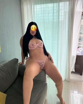 Yello bee, 31  female escort, Orlando